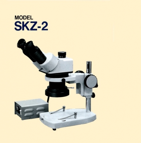双眼実体顕微鏡